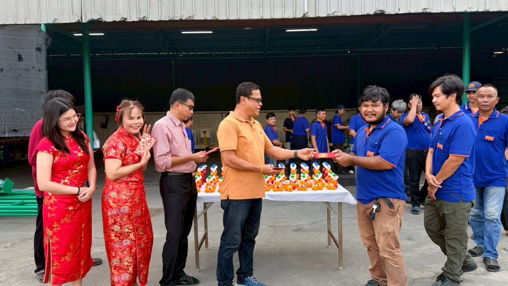 กิจกรรมตรุษจีนประจำปี 2569 — ร่วมสืบสานประเพณีและมอบอั่งเปาแก่พนักงาน